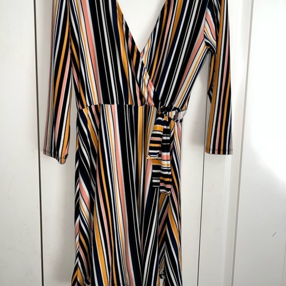 no boundaries Work Dress. Large‎ 11-13. Soft Striped Material. Comfy.